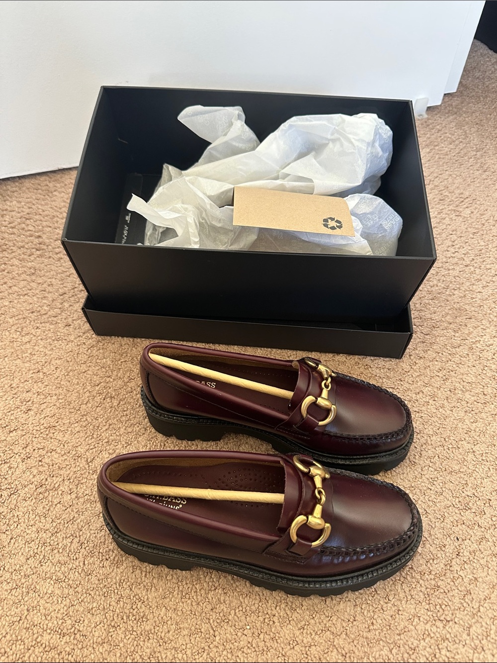 Women’s G.H. Bass Lianna Burgundy Leather Horsebit Loafers - Picture 3 of 4